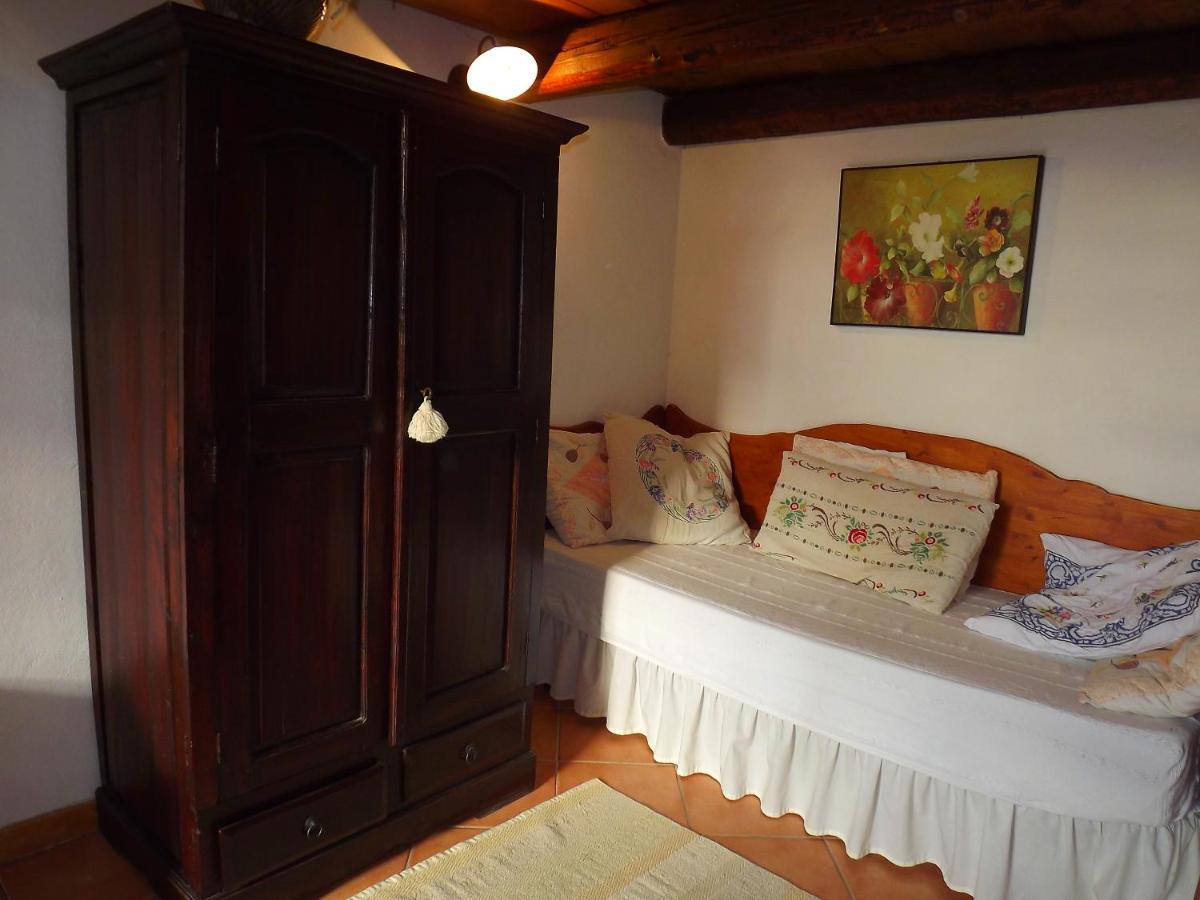 Sa Ruscitta Bed & Breakfast Sant'Antioco Bagian luar foto