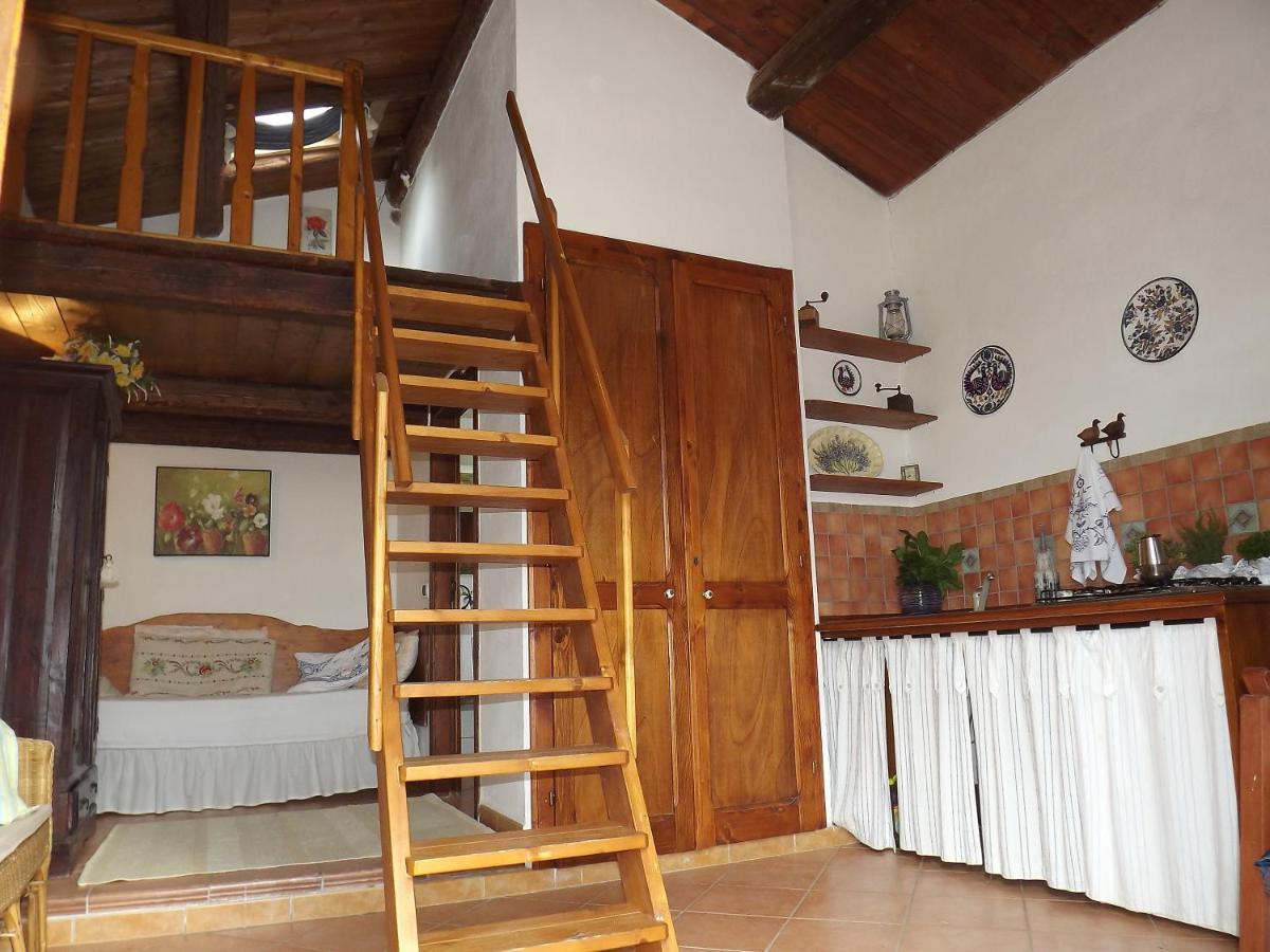 Sa Ruscitta Bed & Breakfast Sant'Antioco Bagian luar foto