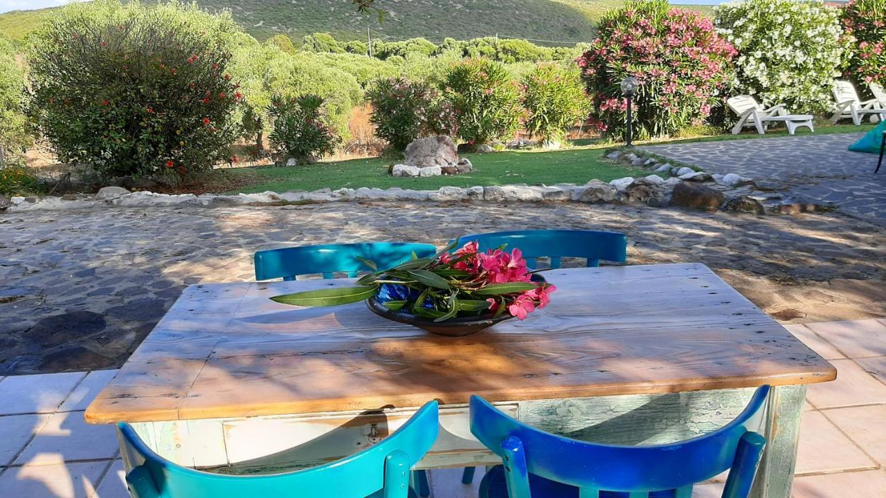 Sa Ruscitta Bed & Breakfast Sant'Antioco Bagian luar foto