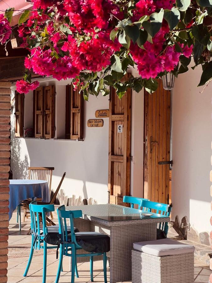 Sa Ruscitta Bed & Breakfast Sant'Antioco Bagian luar foto