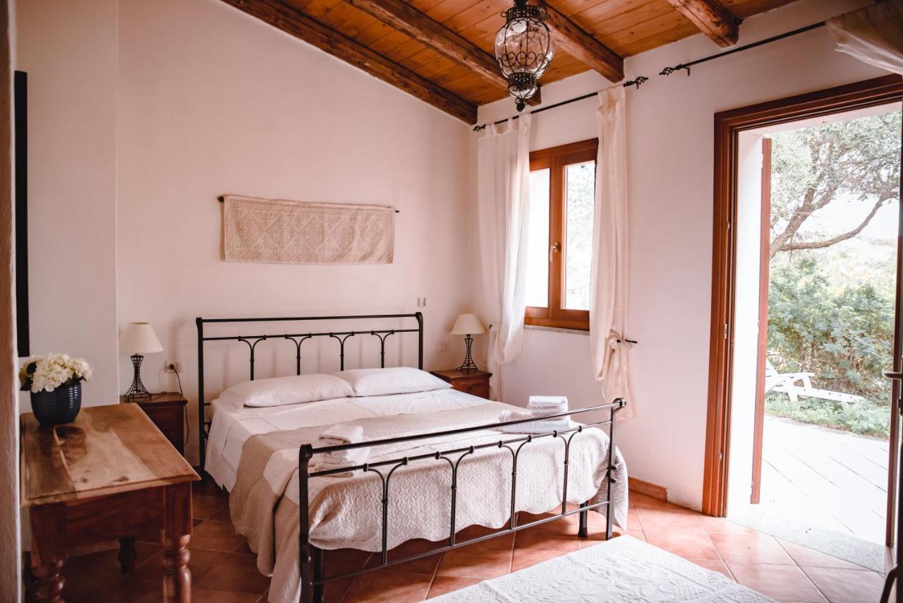Sa Ruscitta Bed & Breakfast Sant'Antioco Bagian luar foto