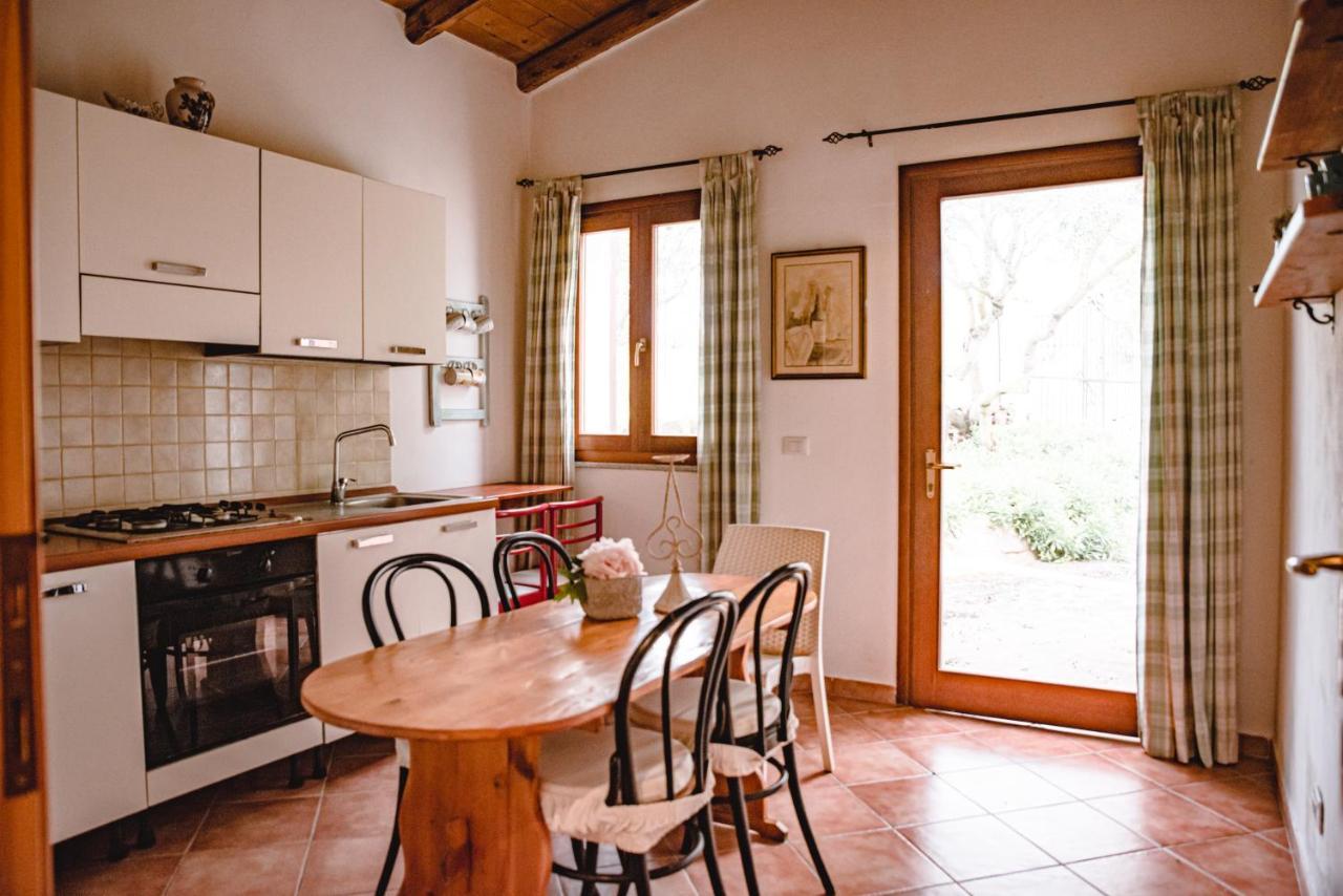 Sa Ruscitta Bed & Breakfast Sant'Antioco Bagian luar foto